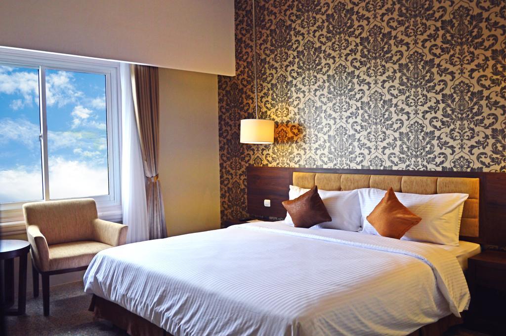 Hotel Safira Magelang Kamer foto