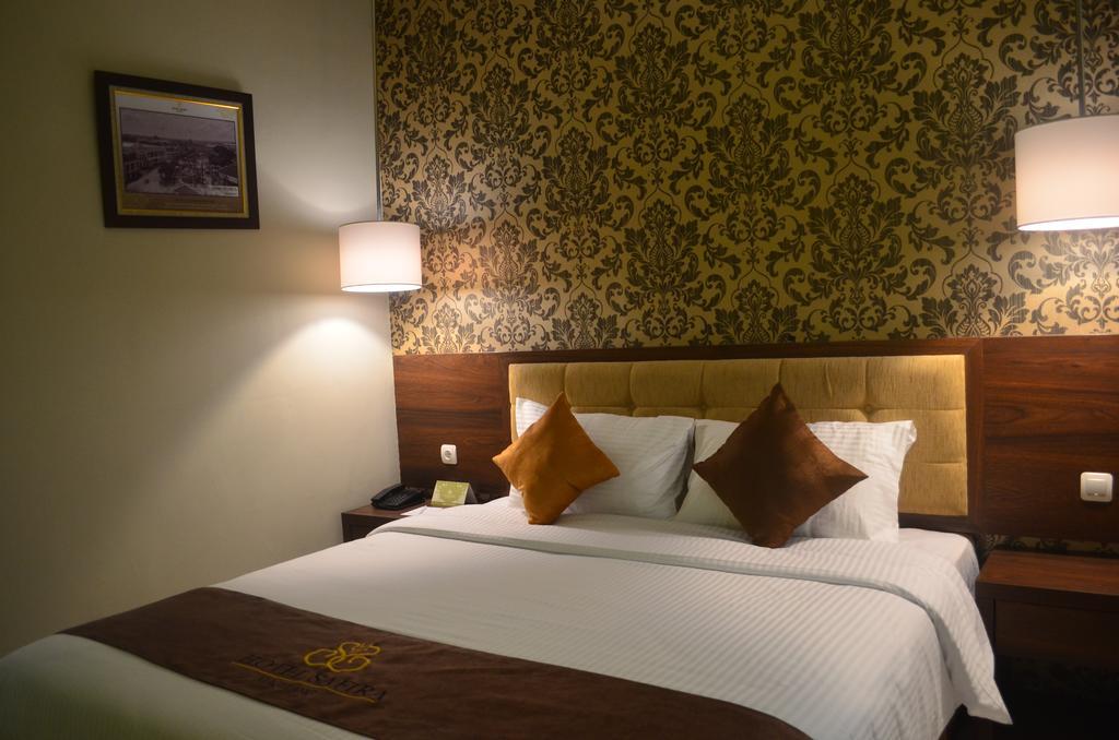 Hotel Safira Magelang Kamer foto