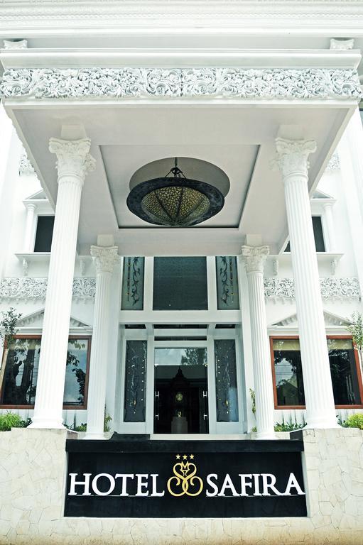 Hotel Safira Magelang Buitenkant foto
